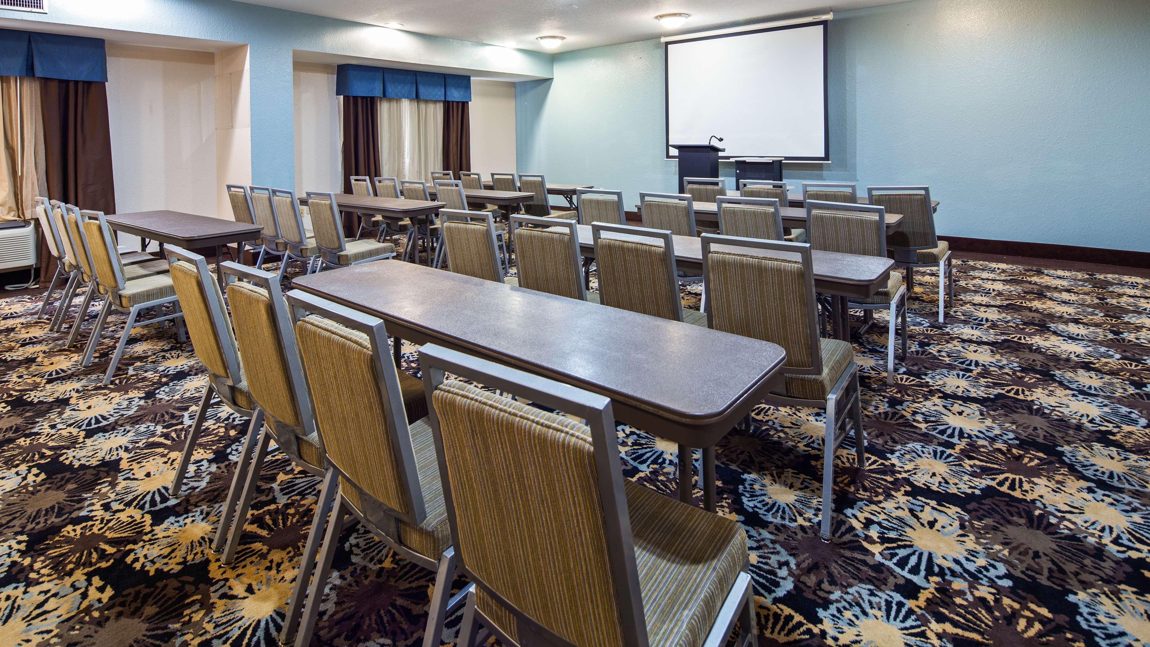 Best Western Plus Northwest Inn & Suites Houston Exterior photo