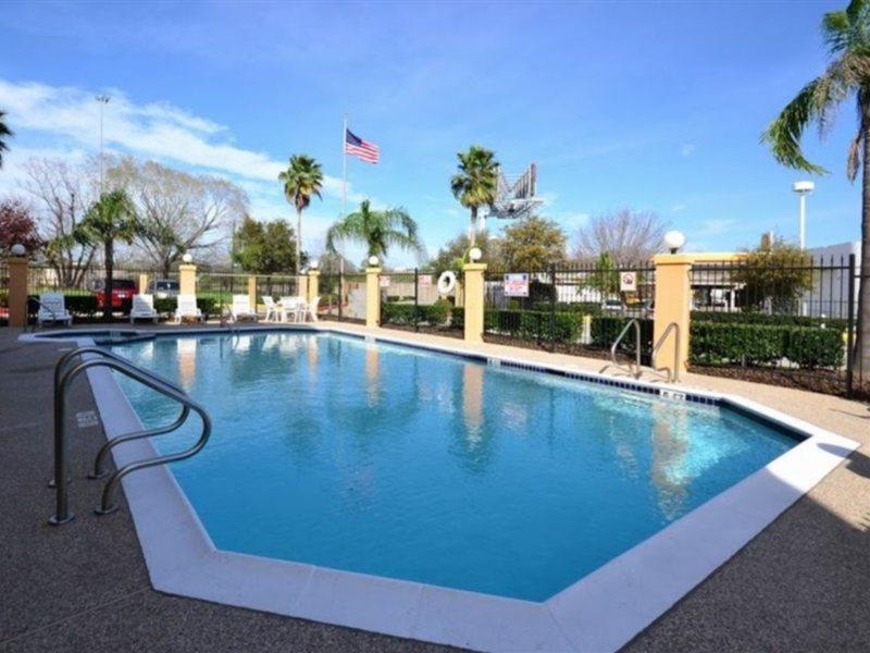 Best Western Plus Northwest Inn & Suites Houston Exterior photo